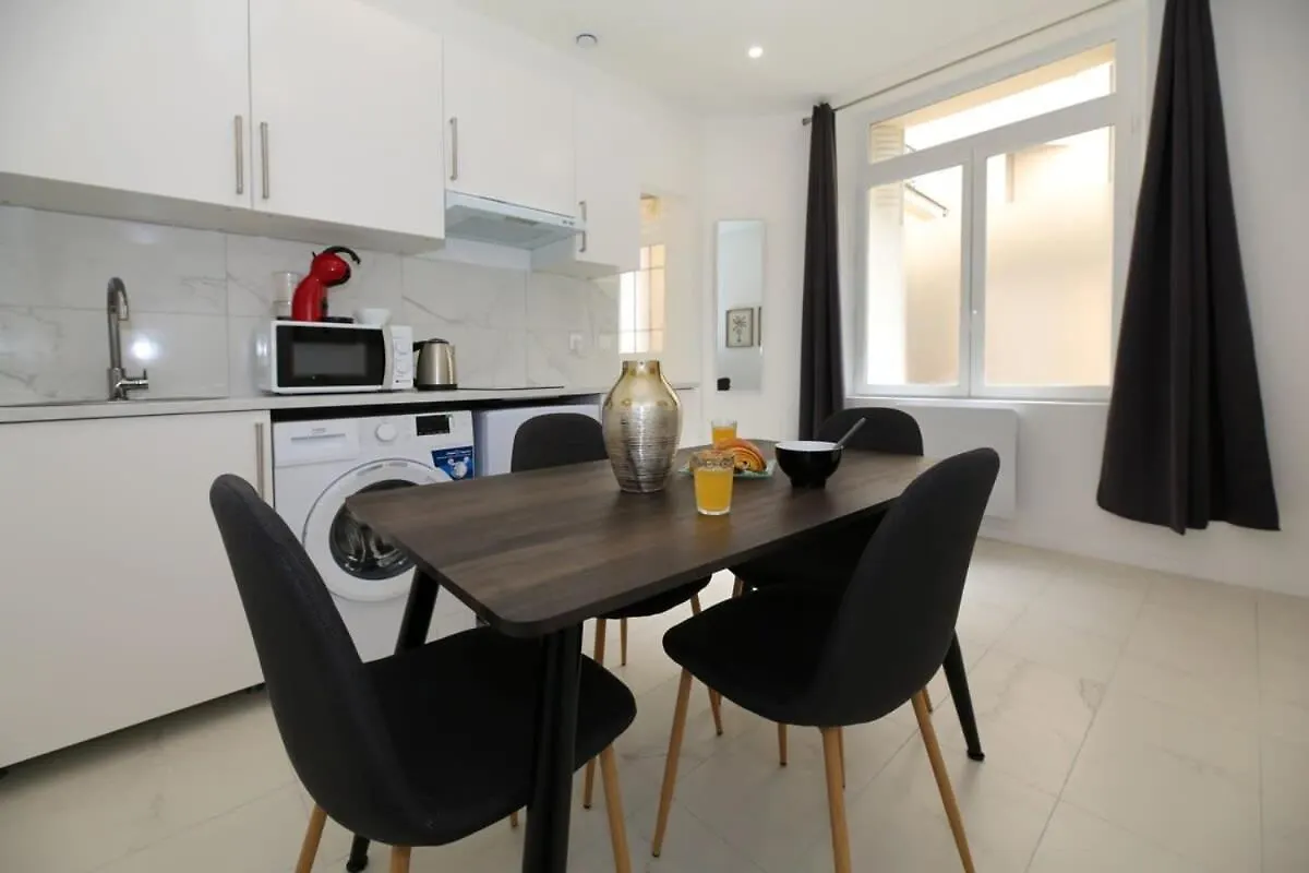 Appartement Cosy Et Bien Situe Paris 20 - 2P